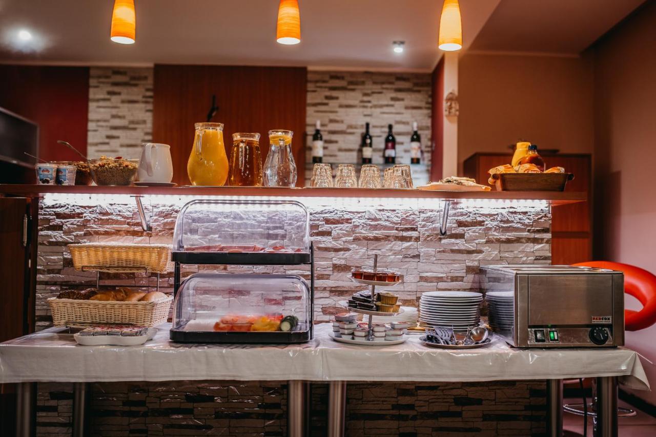 City Penzion Hotel Kassa Kültér fotó