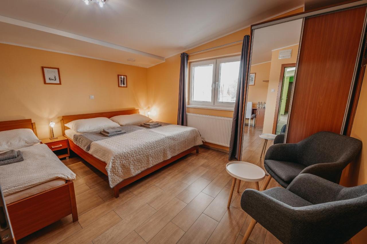 City Penzion Hotel Kassa Kültér fotó