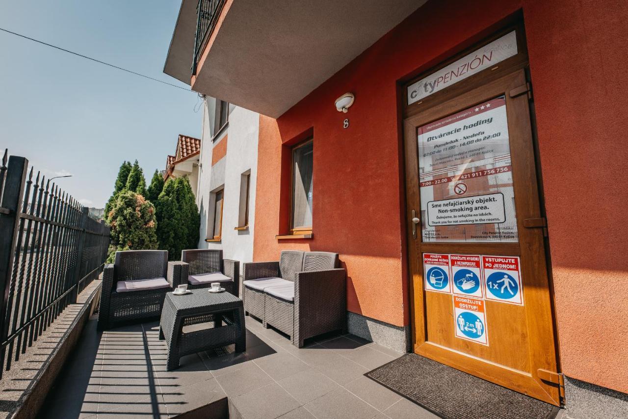 City Penzion Hotel Kassa Kültér fotó