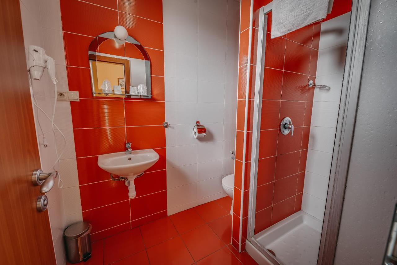 City Penzion Hotel Kassa Kültér fotó