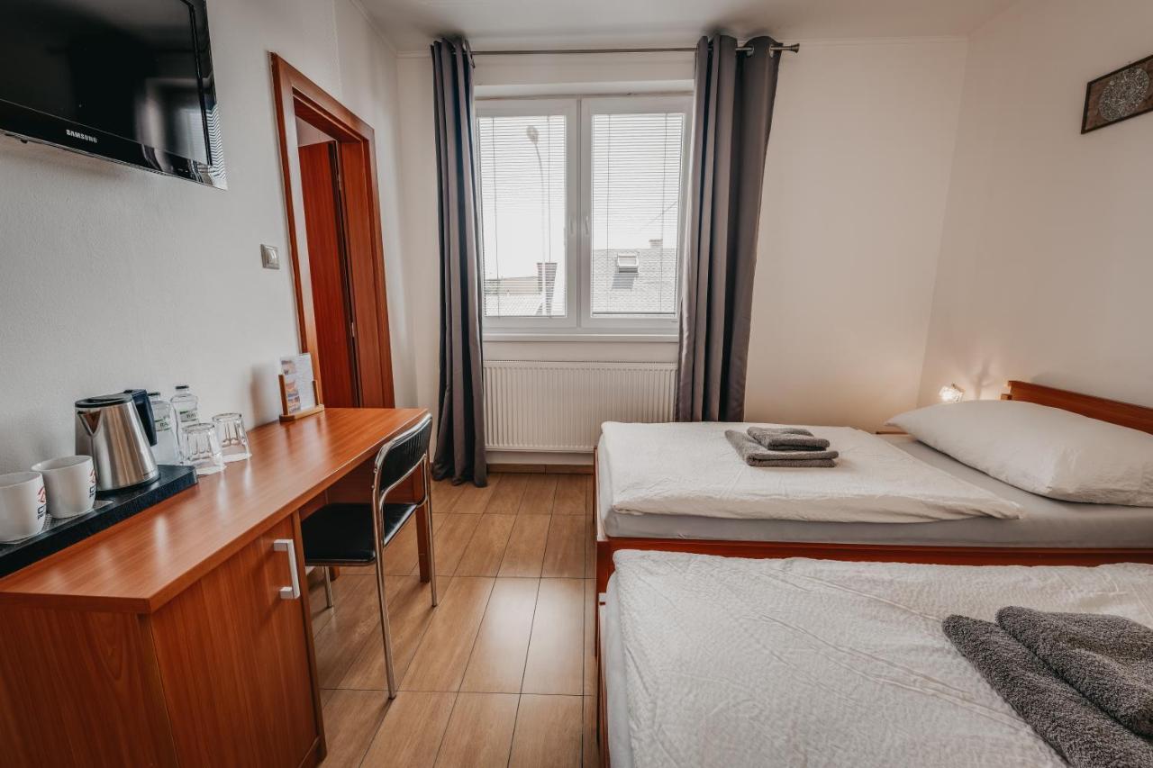 City Penzion Hotel Kassa Kültér fotó