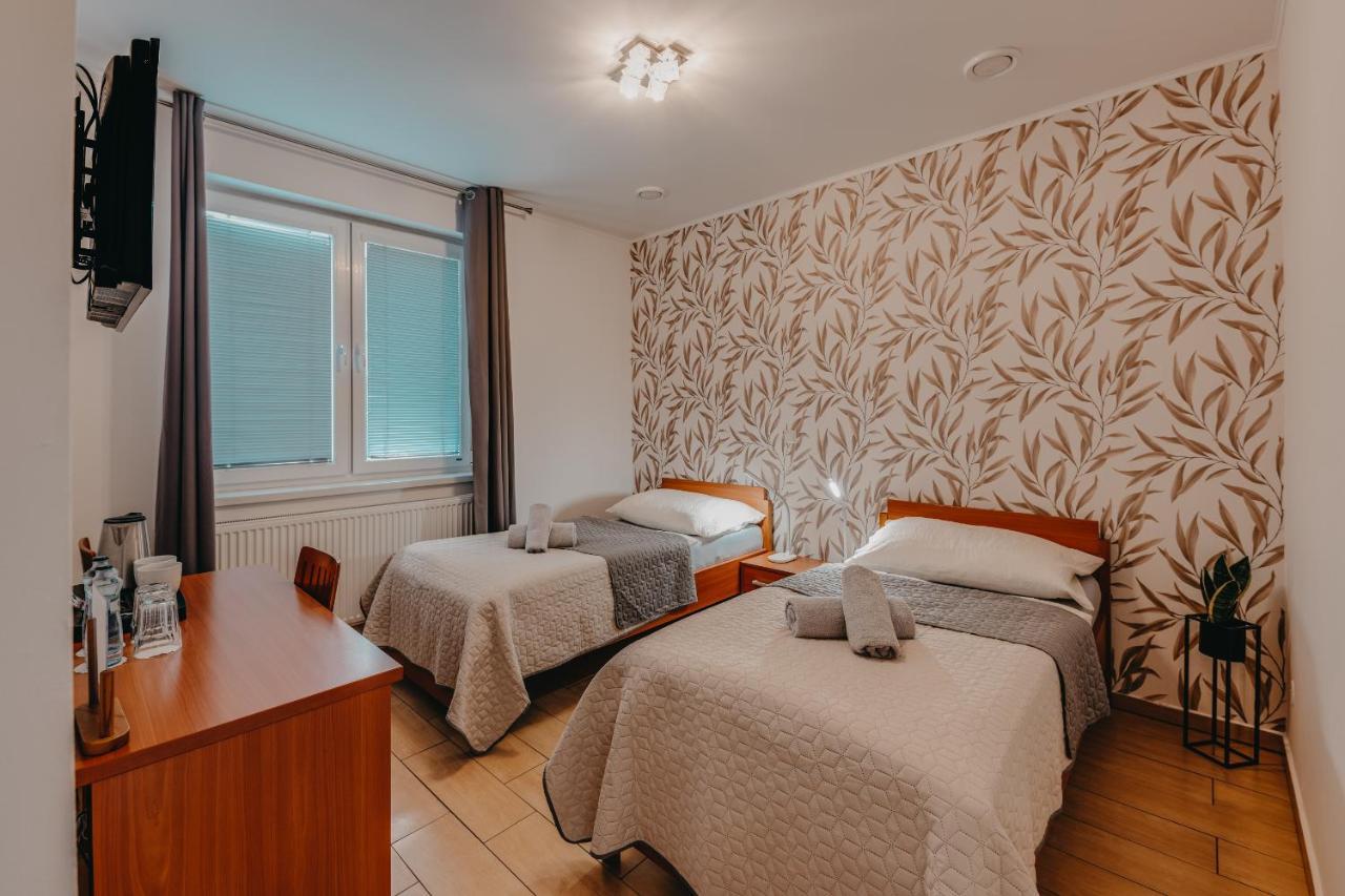 City Penzion Hotel Kassa Kültér fotó